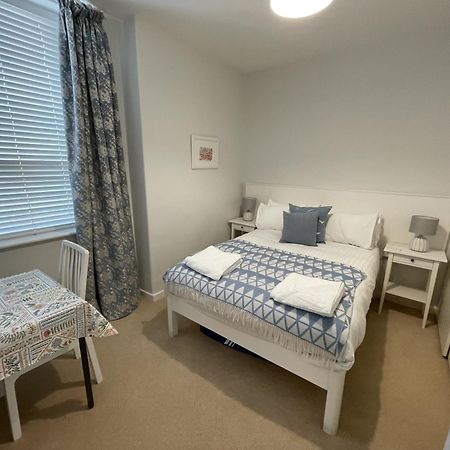 Lovely Seafront 2 Bedroom Apartment 4 阿伯蒂费 外观 照片