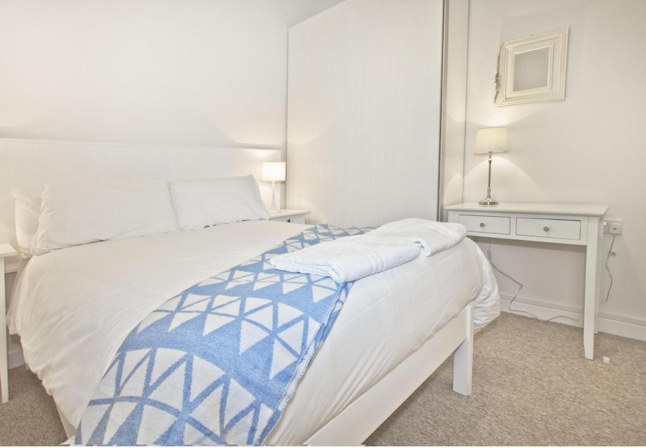 Lovely Seafront 2 Bedroom Apartment 4 阿伯蒂费 外观 照片
